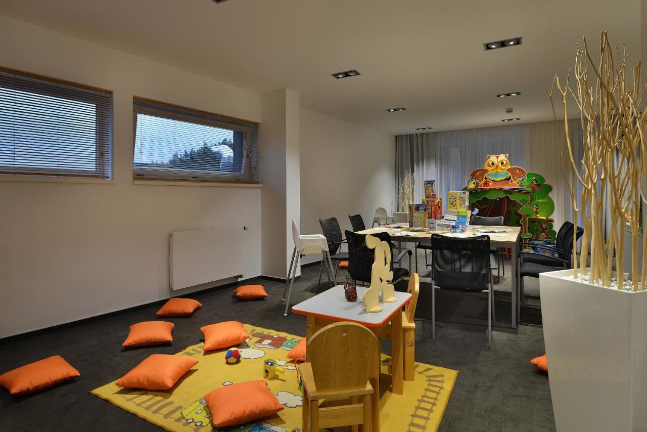 Omnia Hotel Relax & Wellness ยันสแก ลาสเนีย ภายนอก รูปภาพ